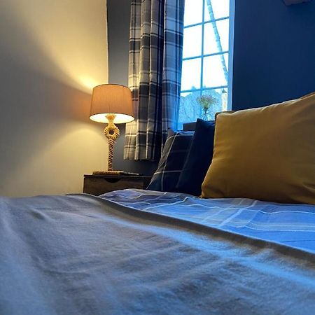 Trostrey Chainbridge Usk Riverside Gastro Pub And Accommodation المظهر الخارجي الصورة
