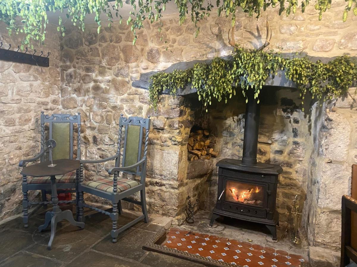 Trostrey Chainbridge Usk Riverside Gastro Pub And Accommodation المظهر الخارجي الصورة