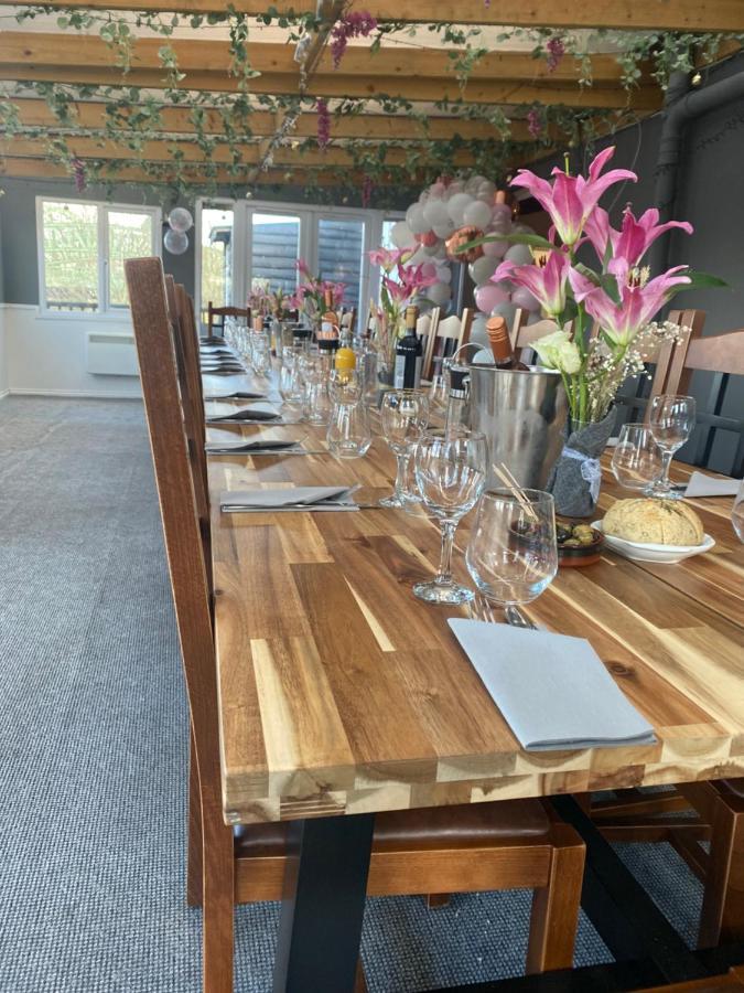 Trostrey Chainbridge Usk Riverside Gastro Pub And Accommodation المظهر الخارجي الصورة