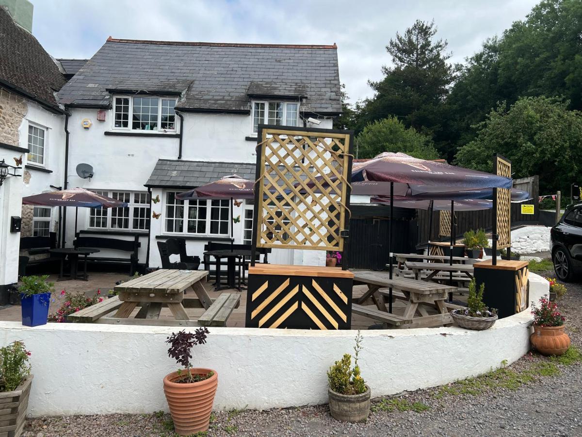 Trostrey Chainbridge Usk Riverside Gastro Pub And Accommodation المظهر الخارجي الصورة